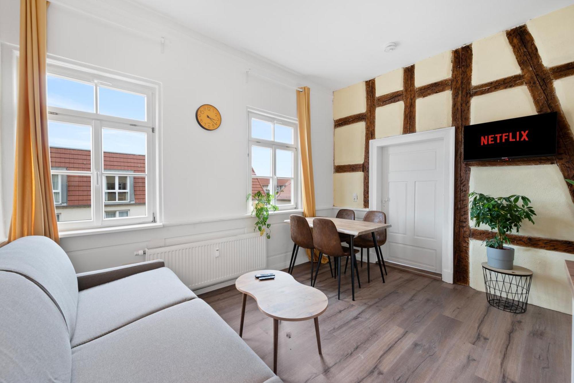 Backhome - Business&Family - Fantastische Schlosslage, Smarttv, Waschtrockner, Netflix, 50Qm, 24H Checkin - Apartment 3 Ludwigsburg Kültér fotó